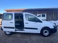 Gebraucht Peugeot Partner Premium 75 PS (55 kW) 2018 Weiß Van / Kleinbus