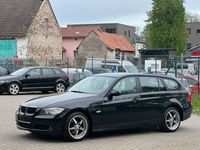 gebraucht BMW 320 d * Kombi * AHK * Navigation * Parksensoren *