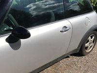 Second-hand Mini Cooper 90 CP (66 kW) 2002 Argintiu Hatchback