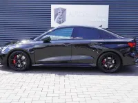 Gebraucht Audi RS3 Comfort 400 PS (294 kW) 2024 Mythosschwarz metallic Limousine