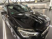 Gebraucht Mercedes GLA200 Progressive 150 PS (110 kW) 2021 Schwarz SUV
