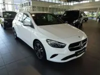 Gebraucht Mercedes B180 136 PS (100 kW) 2024 Weiß Kleinwagen