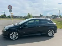 Gebraucht Opel Astra GTC 125 PS (91 kW) 2008 Schwarz Coupé
