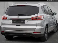 Gebraucht Ford S-MAX S 150 PS (110 kW) 2022 Polar silber metallic Van / Kleinbus