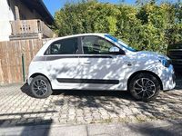 Gebraucht Renault Twingo Life 69 PS (50 kW) 2018 Weiß Kleinwagen