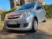 Gebraucht Daihatsu Cuore 69 PS (50 kW) 2009 Silber Kleinwagen