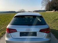 Gebraucht Audi A3 150 PS (110 kW) 2015 Silber Kleinwagen