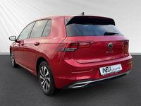 Gebraucht VW Golf VIII Active 110 PS (80 kW) 2021 Rot Limousine