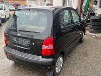 Gebraucht Hyundai Atos 63 PS (46 kW) 2008 Ebony black Kleinwagen