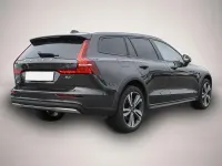 Gebraucht Volvo V60 CC Ultimate 197 PS (144 kW) 2023 Manufacturer Kombi