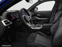 Gebraucht BMW 330e M Sport 292 PS (214 kW) 2025 Blau Kombi