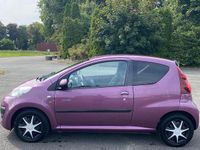 Gebraucht Peugeot 107 Active 68 PS (50 kW) 2013 Violet Kleinwagen