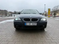 Second-hand BMW 525 177 CP (130 kW) 2004 Albastru Berlinǎ
