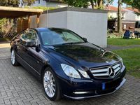 Gebraucht Mercedes E350 292 PS (214 kW) 2011 Blau Coupé