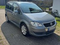 Gebraucht VW Touran 140 PS (102 kW) 2007 Grau Van / Kleinbus