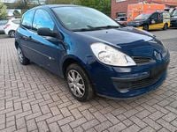 Gebraucht Renault Clio II 65 PS (47 kW) 2006 Blau Kleinwagen