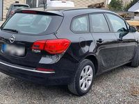 Gebraucht Opel Astra 101 PS (74 kW) 2015 Schwarz Kombi