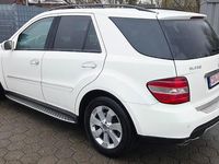 Gebraucht Mercedes ML320 224 PS (164 kW) 2007 Weiß SUV