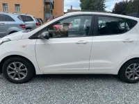 Gebraucht Hyundai i10 69 PS (50 kW) 2014 Weiß Kleinwagen