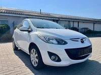 Gebraucht Mazda 2 Edition 75 PS (55 kW) 2012 Weiß Kleinwagen