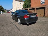 Gebraucht BMW 320 163 PS (119 kW) 2006 Grau Limousine