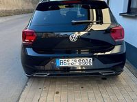 Gebraucht VW Polo Comfortline 95 PS (69 kW) 2018 Schwarz Kleinwagen