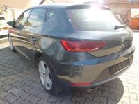 Gebraucht Seat Leon FR 131 PS (96 kW) 2019 Magnetic tech grey Limousine