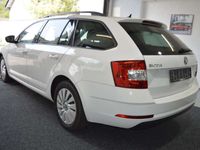 gebraucht Skoda Octavia Combi 1.5 TSI ACT Ambition*Standheiz*Navi*Business