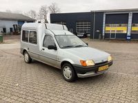 Gebraucht Ford Courier 1993 Silber Van / Kleinbus