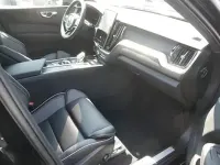 Neu Volvo XC60 Plus 250 PS (183 kW) 2026 Schwarz SUV