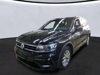Gebraucht VW Tiguan Allspace R-line 199 PS (146 kW) 2021 Deep black perleffekt SUV