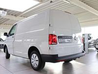 Gebraucht VW Transporter 110 PS (80 kW) 2023 Candyweiß Van
