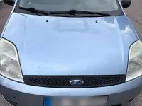 Używany Ford Fiesta 100 KM (73 kW) 2005 Niebieski Hatchback
