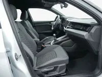 Gebraucht Audi A1 Sportback S-Line 95 PS (69 kW) 2023 Gletscherweiß metallic Kleinwagen