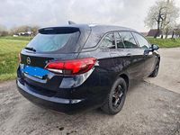 Gebraucht Opel Astra 125 PS (91 kW) 2017 Andere farben Kombi