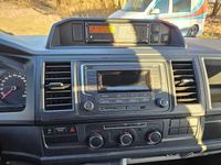 Gebraucht VW Transporter 102 PS (75 kW) 2018 Candyweiß Van