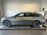 Neu Skoda Superb SportLine 204 PS (150 kW) 2026 Graphitegrau metallic Kombi