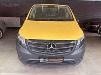 Gebraucht Mercedes Vito 163 PS (119 kW) 2020 Gelb Van