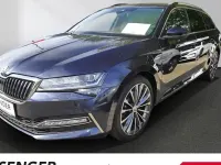 Gebraucht Skoda Superb LAURIN & KLEMENT 280 PS (205 kW) 2023 Plumblau metallic Kombi