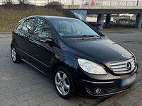 Gebraucht Mercedes B150 95 PS (69 kW) 2006 Schwarz Van / Kleinbus