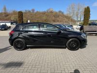 Gebraucht Mercedes A180 122 PS (89 kW) 2016 Schwarz Kleinwagen