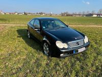 Gebraucht Mercedes C180 143 PS (105 kW) 2002 Schwarz Coupé