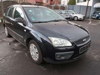 Gebraucht Ford Focus Trend 101 PS (74 kW) 2005 Pantherschwarz metallic Kombi