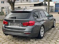 Gebraucht BMW 330 Sport Line 258 PS (189 kW) 2015 Grau Kombi