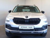 Gebraucht Skoda Kamiq Selection 95 PS (69 kW) 2024 Stribrna brilliant/ brilliants SUV