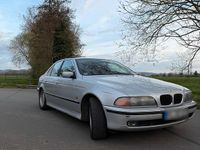 Gebraucht BMW 520 Basis 150 PS (110 kW) 2000 Silber Limousine
