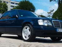 Gebraucht Mercedes E280 AMG 193 PS (141 kW) 1993 Blau Limousine