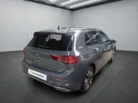 Gebraucht VW Golf VIII 150 PS (110 kW) 2025 Grau Kleinwagen