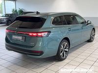 Usata VW Passat Business 150 CV (110 kW) 2024 Blu Station wagon