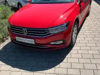 Second-hand VW Passat Business 122 CP (89 kW) 2023 Roșu Break